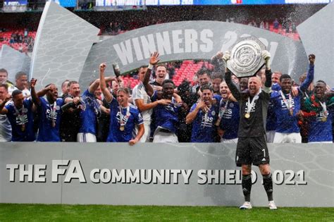 Community Shield: Leicester City 1.